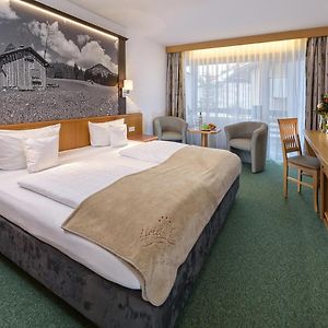 Standard Zimmer mit Kingsize-Bett
